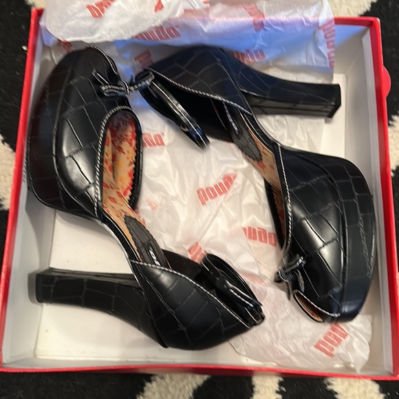 Vintage Bongo Bow Peep platform 9 black - Picture 6 of 7